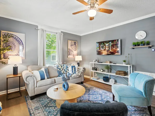 1007 Ward St, Greenville, NC 27834