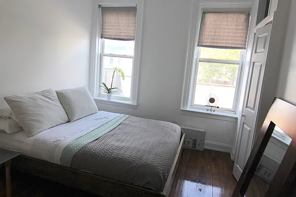 Rented by Douglas Elliman | media 7