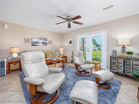 4th image of 211 Double Eagle Dr. #D-1