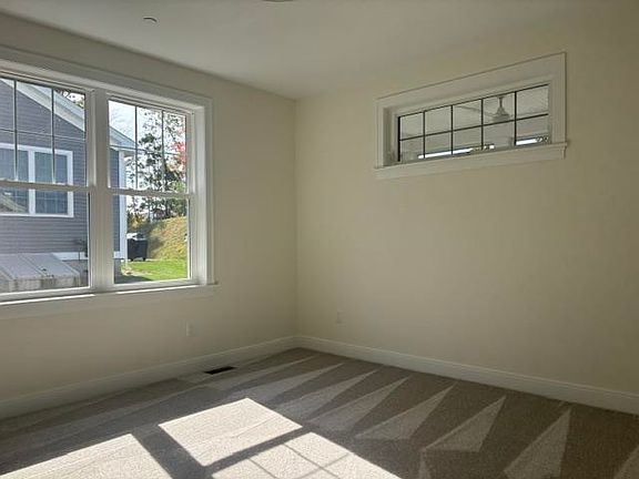 5th image of 14 Cliffside Drive #30