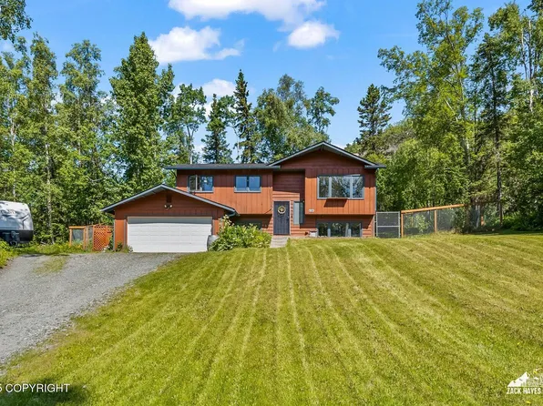20213 David Ave, Eagle River, AK 99577