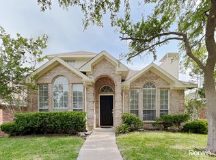 1477 Apenzell Ln, Lewisville, TX 75067