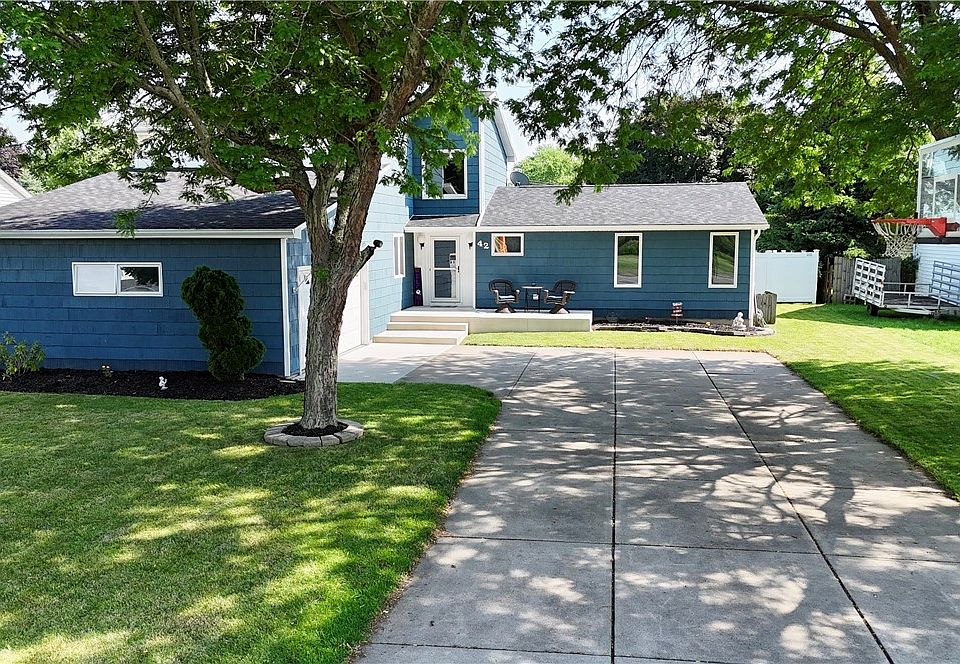 1st image of 42 Continental Ln
