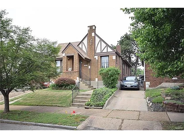 6109 Wanda Ave photo 1
