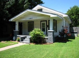 208 S Elm St, Ponca City, OK 74601