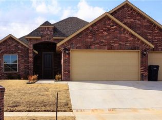 3205 Canton Trl, Yukon, OK 73099