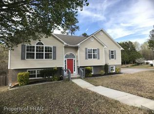 404 Chester Lake Pl, Fayetteville, NC 28301