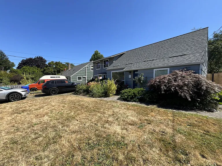 6640 NE Roselawn St — Photo 3