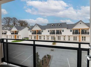 1510 Kaliste Saloom Rd #406, Lafayette, LA 70508