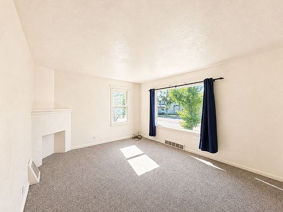 5th image of 1027 3rd Ave S