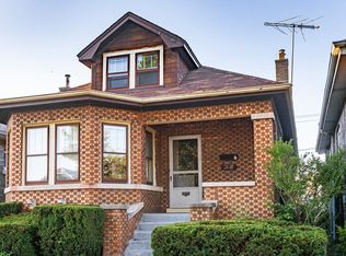 6945 26th St, Berwyn, IL 60402