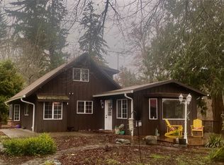 6098 Maxwelton Rd, Clinton, WA 98236