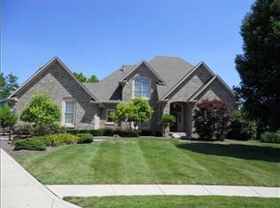 5252 Cherokee Ct, Carmel, IN 46033