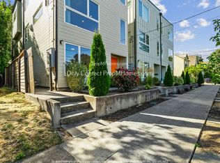 4479 NE Rodney Ave #A, Portland, OR 97211