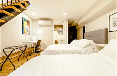 Rented by Rennit Inc.