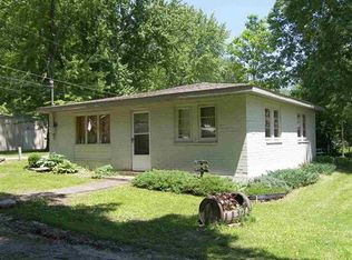 8626 S Yellow View Ln, Claypool, IN
