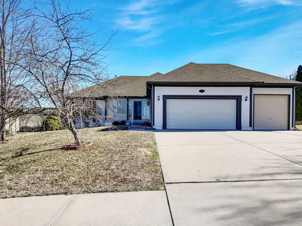 4435 SW Creekview Dr, Lees Summit, MO 64082