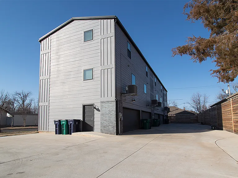 1631 NW 21st St #5 — Photo 23
