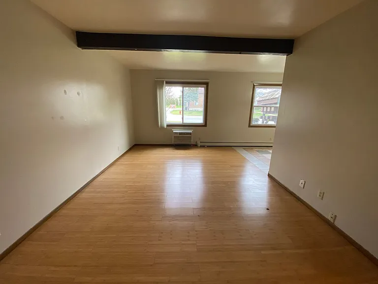 N84W15505 Menomonee Ave — Photo 4