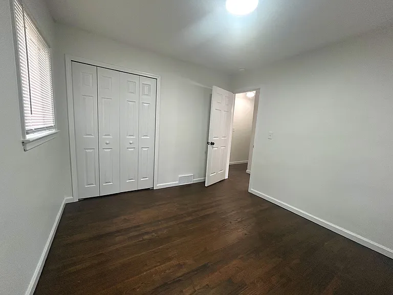 28542 Rosewood St — Photo 13