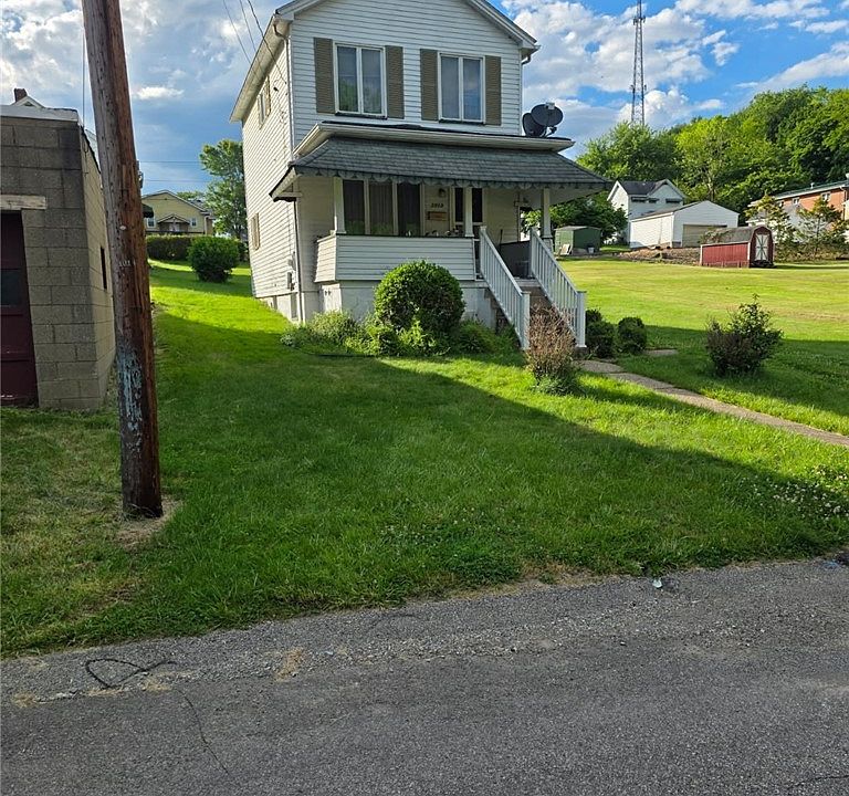 1st image of 1013 Howell St