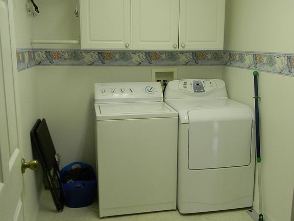 Large Laundry Area 