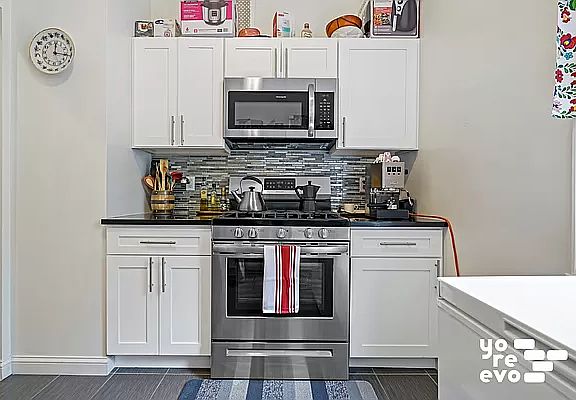 5th image of 115-25 Metropolitan Ave #222