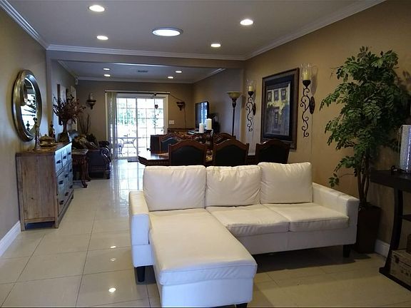 3rd image of 1515 E Orange Grove Blvd #1515