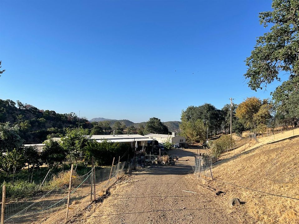 1st image of 40771 Cornflower Ln