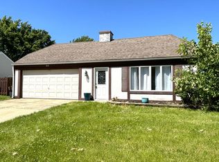 44 Ingleshire Rd, Montgomery, IL 60538