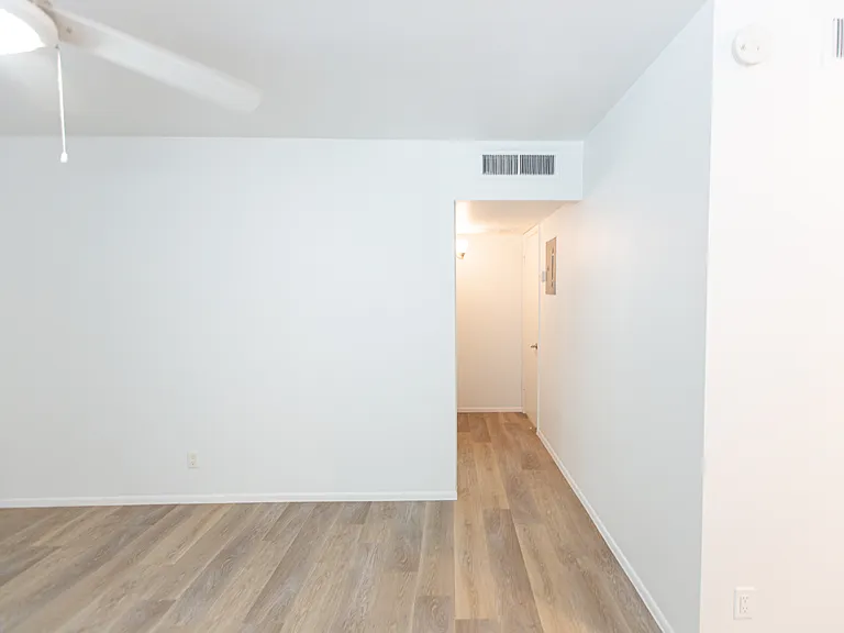 1 bedroom, 1 bath