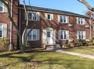 38 Parkway Vlg #A, Cranford, NJ 07016