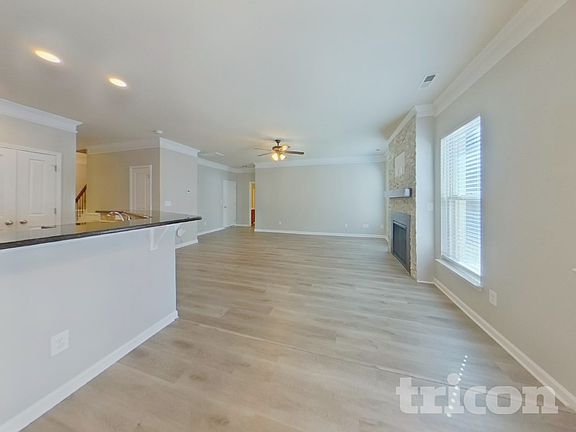4th image of 10719 Cove Point Dr