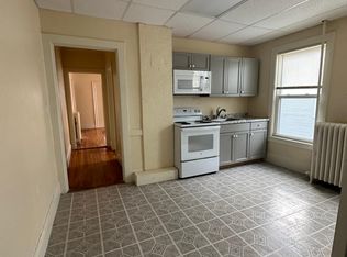 17 Grant St #4, Portland, ME 04101