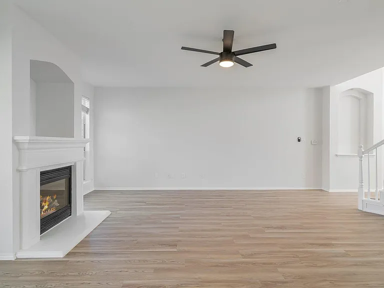 223 Briar Oak Dr — Photo 10