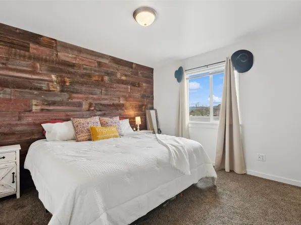 260 Empire Loop, Kalispell, MT 59901