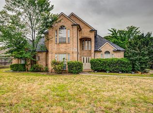 824 Pennsylvania Ave, Kennedale, TX 76060