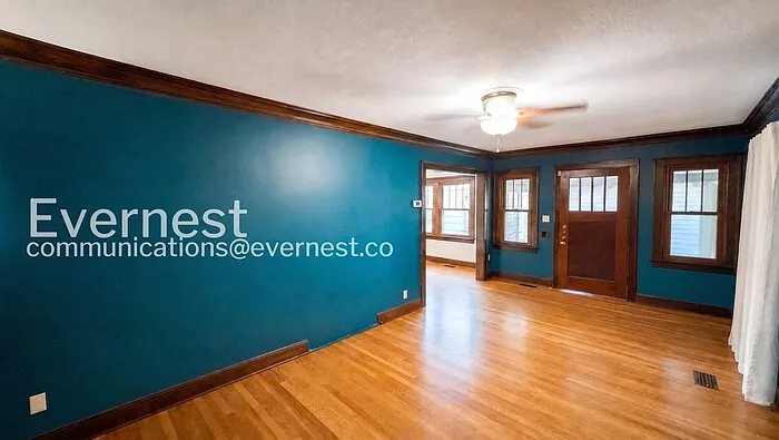 6135 Holmes St — Photo 7