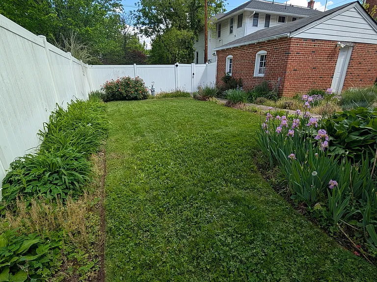 Brandywine St NW — Photo 27