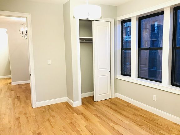 4th image of 2104 Caton Ave APT 2C