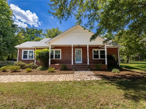 609 Issaqueena Trl, Central, SC 29630