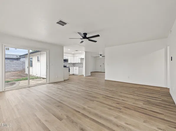 7034 W PALO VERDE Avenue, Peoria, AZ 85345