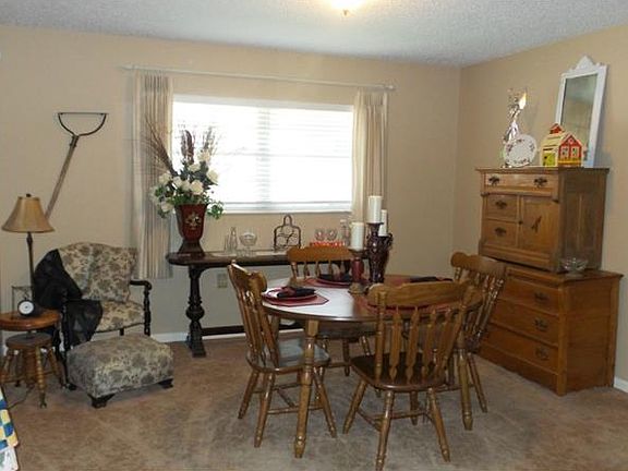 5th image of 3145 Dwarf Pine Ave