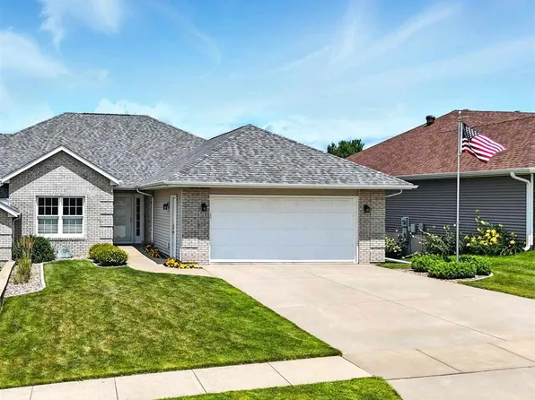 409 W Orange St, West Branch, IA 52358