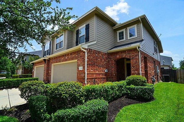 1st image of 5318 Summit Hollow Dr