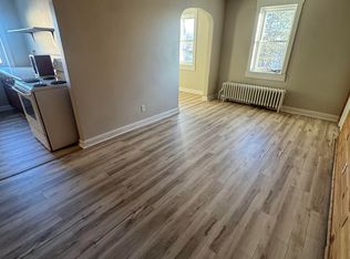 211 W Lake St #4, Chisholm, MN 55719