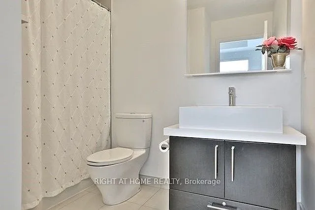 1080 Bay St #4608 — Photo 10