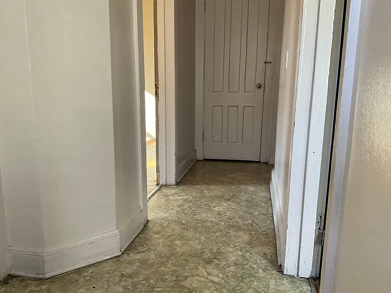 3 Burr Ave #2 — Photo 7