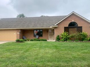 1859 Fox Ridge Dr, Springfield, OH 45503
