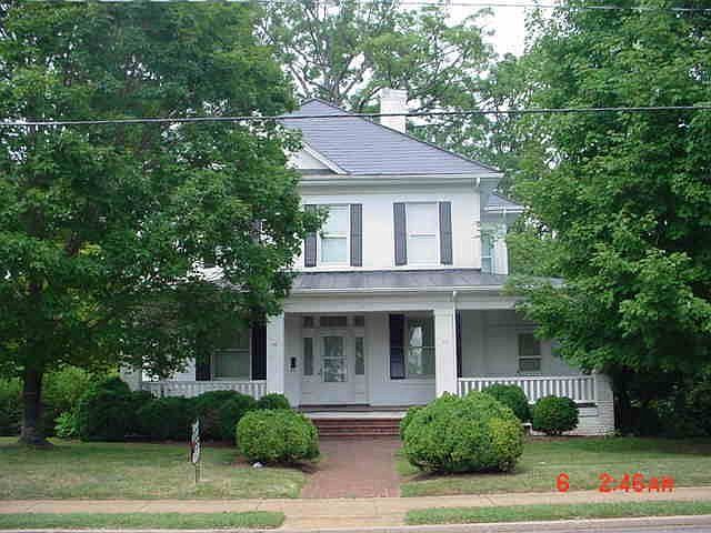 1st image of 331 E Church St